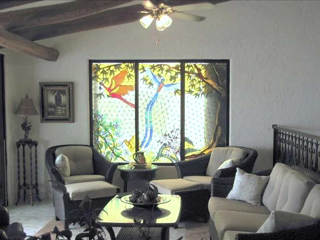 Casa Pajaros Living Area